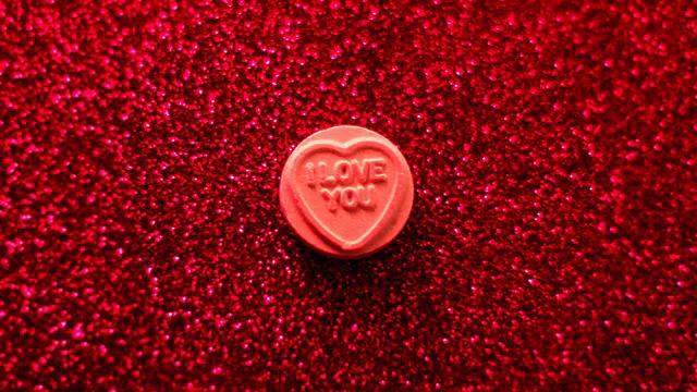 Песня про любовь. Симпатичный клип. Вы просто должны... смотреть онлайн