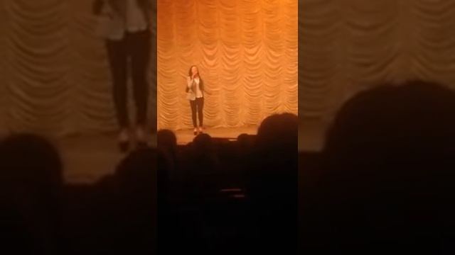 Милена Икаева. классно поёт