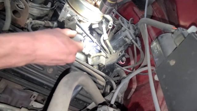 EGR Valve on a 1991 GMC 1500 смотреть онлайн