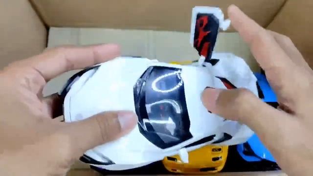 Looking For Diecast Cars, Rolls Royce, Lexus LM300H, Bugatti, Porsche, Honda, Toyota, Pagani, Ford4