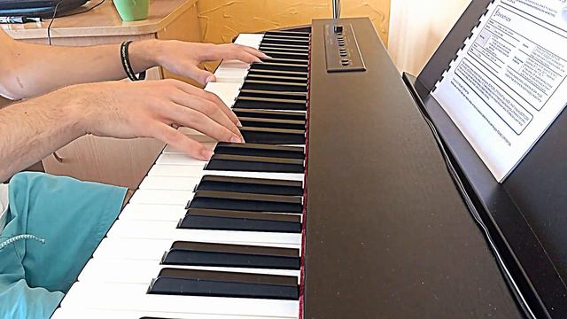 Magda Bereda - Over the sea (piano cover) смотреть онлайн