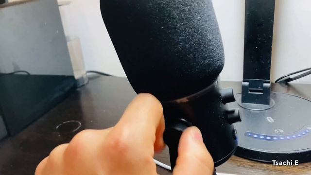 Razer Seiren Elite - Unboxing and Testing смотреть онлайн