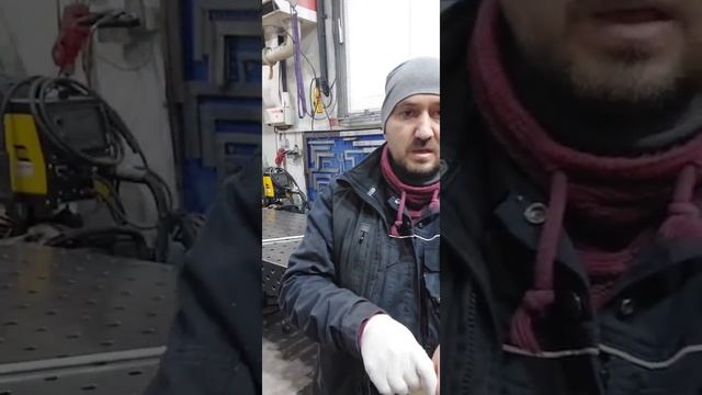 как почистить сварочный шов на нержавейке .процес травления нержавеющей стали смотреть онлайн