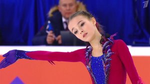 Первое место на чемпионате России по фигурному катанию завоевала юная Анна Щербакова