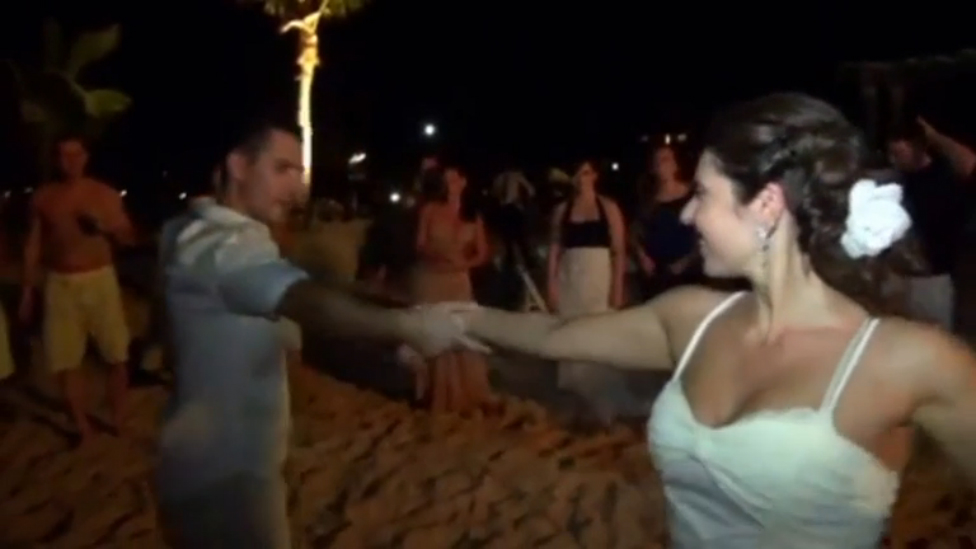 Танцы на песке / Юля + Эфи