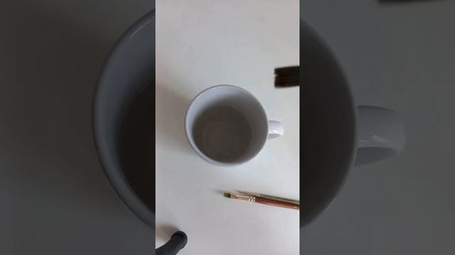 Варю кисточки ??♀️ проверяю лайфхак как убрать пушистость у синтетических кистей смотреть онлайн