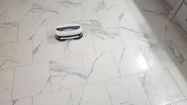 Samsung Jetbot Robot Mop REVIEW - The Longest Video EVER MADE About a Mop смотреть онлайн