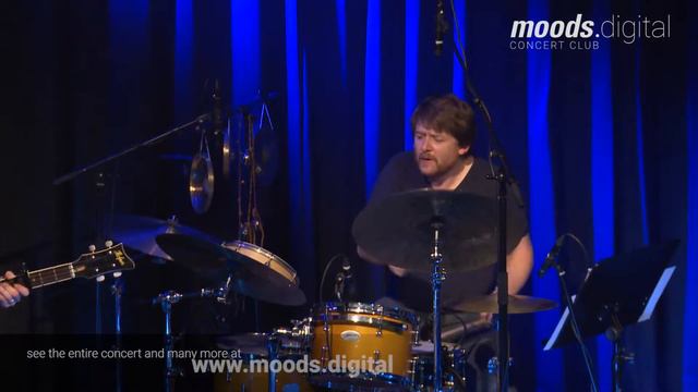 Live at Moods: Lucien Dubuis Trio смотреть онлайн