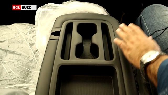 Hyundai STARIA 2022 Lounge MPV Detailed Review | KIA Carnival Ky Takar Ki Gari | BOL BUZZ смотреть онлайн