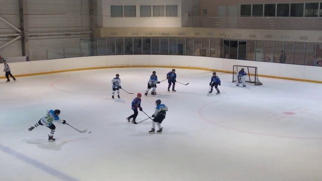 #kidshockey #hockeygame #hockeykids Игра ХК ТОРНАДО (2010) и ХК КРЫЛЬЯ ДОНЕЦКА (2009) 2-Я часть 💪🏒🥅 смотреть онлайн