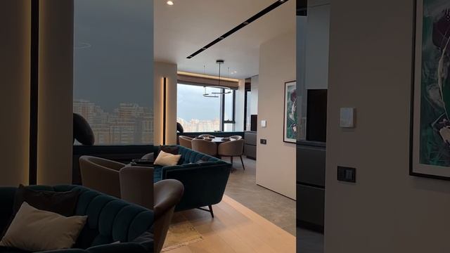 Современная квартира 70м2 #современныйинтерьер #интерьерквартиры #дизайнинтерьера #кухня #гостиная смотреть онлайн