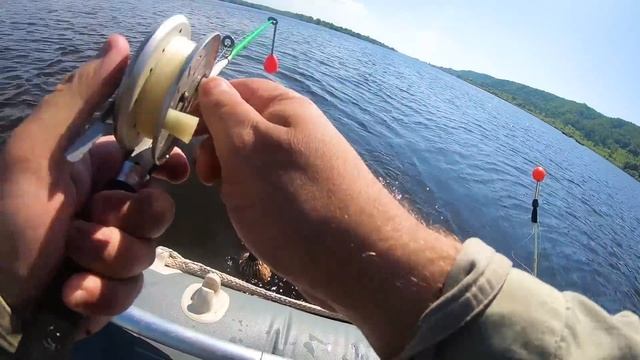 РЫБАЛКА НА КОЛЬЦО! Наварил каши для ЛЕЩА, а пришла другая ВКУСНАЯ рыба! Но и его я тоже дождался смотреть онлайн