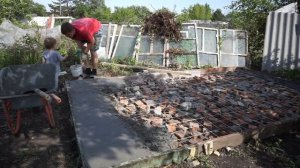 КАК Я ЗАЛИЛ 2.3 КУБА БЕТОНА В РУЧНУЮ! ОДИН! ПЛИТА ПОД БЕСЕДКУ!