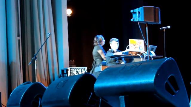 Елена Ваенга Северная река, Туман (Тюмень, 24_03_2016) смотреть онлайн