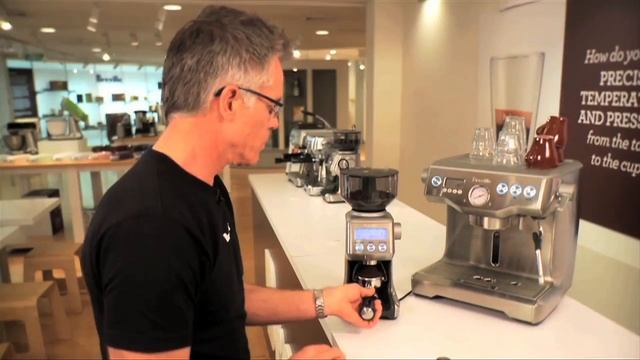 Obtenir un Grain de Café Parfaitement Moulu смотреть онлайн