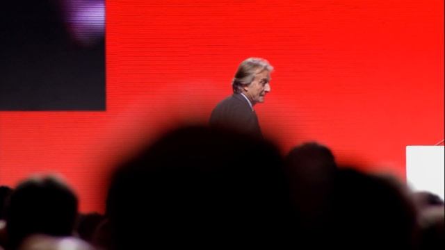 Il saluto di Luca di Montezemolo alla Ferrari смотреть онлайн