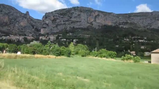 Летним днём по дорогам Прованса. смотреть онлайн