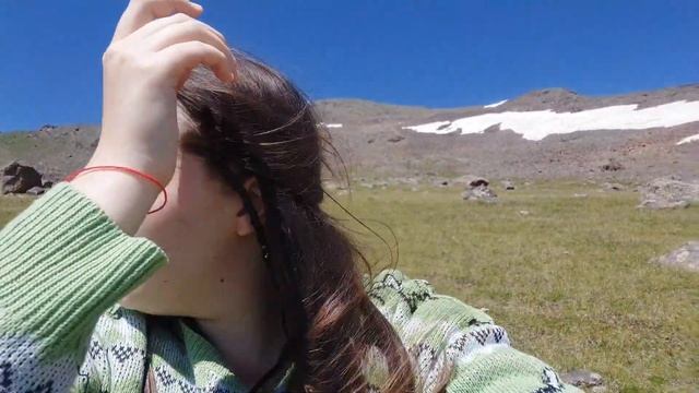 Влог| Поход на гору Арагац| Заземление| Первый влог| очень сгорело лицо| Зато ауру почистила смотреть онлайн