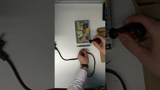 Распаковка блока питания MeanWell LRS-200 24V (Халява Aliexpress)