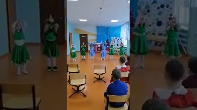 танец-"Замела метелица" смотреть онлайн
