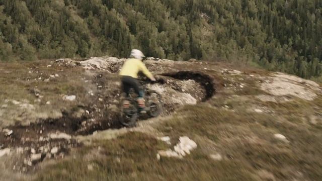 THE HATCHET MAN | CUBE Stereo 170 - CUBE Bikes Official смотреть онлайн