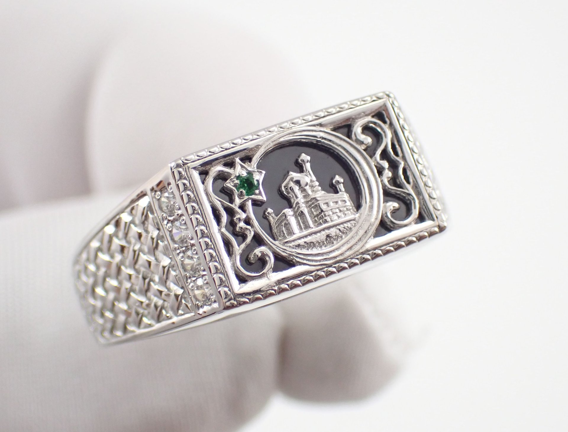 Печатка Мужская Мусульманская с черным фианитом, Артикул КМ-107_22_с, серебро 925 пробы смотреть онлайн