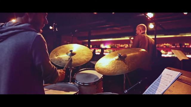 Jeremy Chapman Quartet: To Be Put In Ear (by Libor Šmoldas) смотреть онлайн