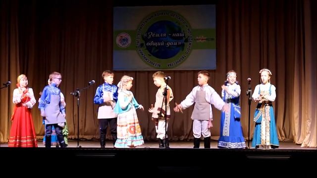 ОФА "Жемчужинка" (средняя группа), г. Омск - "Во кузнице" смотреть онлайн