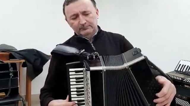 Чеченские народные душевные мелодии смотреть онлайн