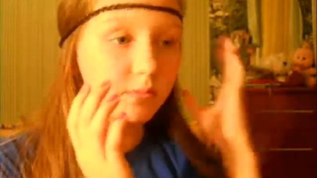 Два типа лёгких причёсок с повязкой.wmv смотреть онлайн