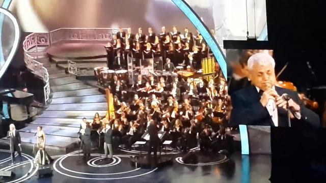 Дмитрий Хворостовский и Аида Гарифуллина. Творческий вечер Игоря Крутого в Кремле 16.11.2014 г. смотреть онлайн