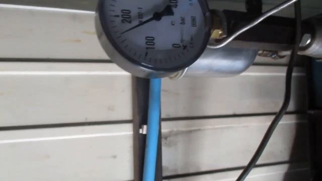 Sprawdzanie wtryskiwaczy po wymianie rozpylaczy MB TRAC 800 silnik OM 314 смотреть онлайн