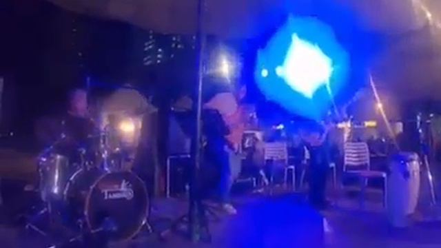Cherokee byTrilogy w/ Rey Infante gtr, Cesar Yumping dr Norman Ferrer bass смотреть онлайн