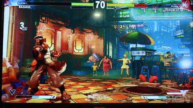 طريقة لعب رشيد في Street Fighter V: رشيد ضد Chun-Li смотреть онлайн