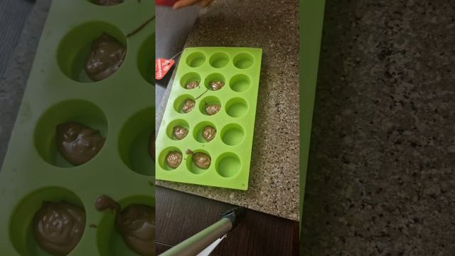 Для чего нужно темперировать шоколад? смотреть онлайн