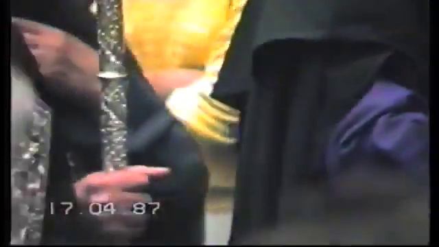 1987 Salida de la Sagrada Mortaja.Sevilla. Capilla Instrumental Hispalense смотреть онлайн