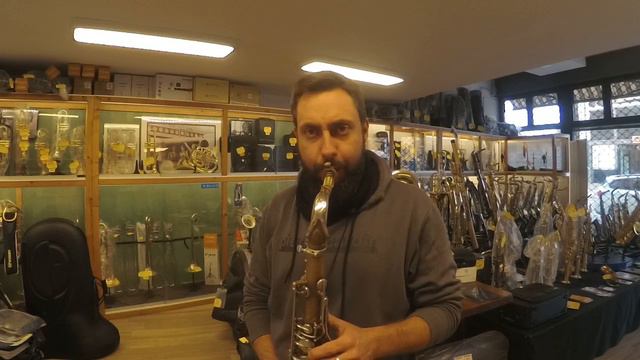 Astro Ligature Unlaquered Brass. смотреть онлайн