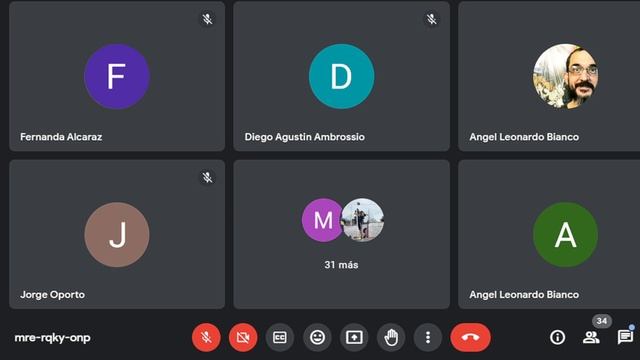 Algoritmos y Estructuras de Datos смотреть онлайн
