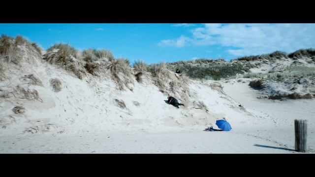 Slack Bay – Official Trailer смотреть онлайн