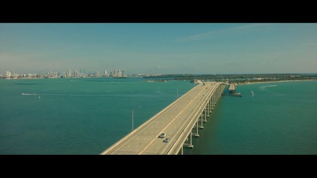 AtellaGali - Close To Your Love Ft. Amanda Renee