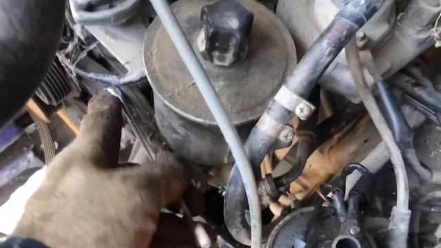 Как снять насос Гура на Mercedes-Benz W124 смотреть онлайн