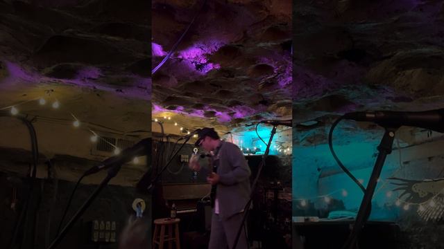 JOHNNY SUNRISE RETURNS TO THE CAVE (2/25/24) смотреть онлайн