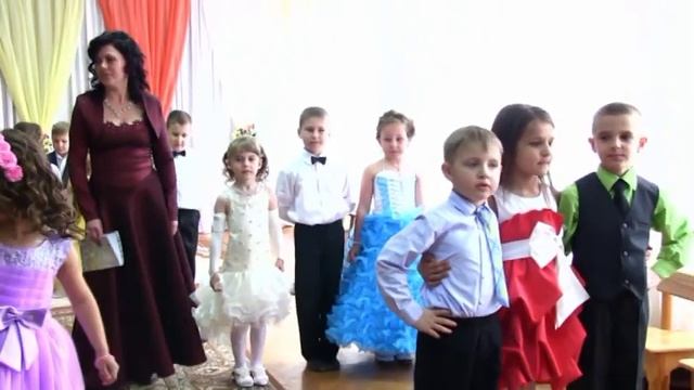 Часть 1. Дет.сад №27 "Дельфин", группа №10. Выпуск 2015 год. смотреть онлайн