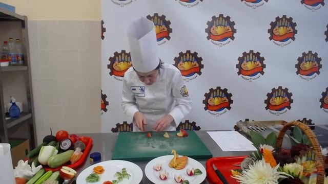 КАРВИНГ. ПРИГОТОВЛЕНИЕ УКРАШЕНИЙ К НОВОГОДНИМ БЛЮДАМ смотреть онлайн