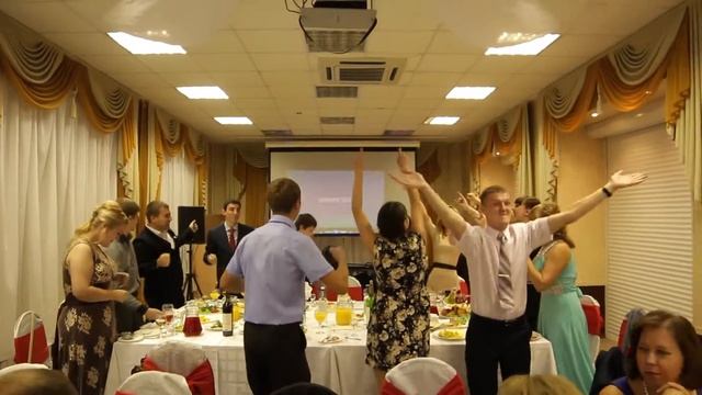 Выпускной 2014. КГСХА. Экономический факультет. Ведущий Евгений Жариков смотреть онлайн