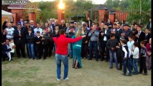 Чеченская Лезгинка. На свадьбе. Красивые девушки танцуют на свадьбе