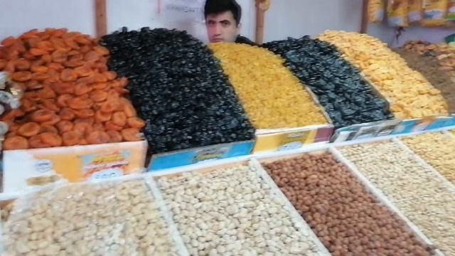 Оренбургский центральный рынок или просто базар и что там продают осенью смотреть онлайн