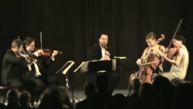 W.A.Mozart – Clarinet Quintet in A major, K.581 I. Allegro смотреть онлайн