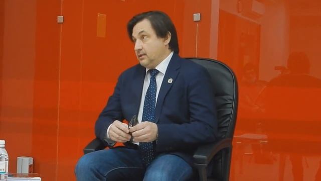 Жорник про ремонт парка Строитель спонсорами смотреть онлайн