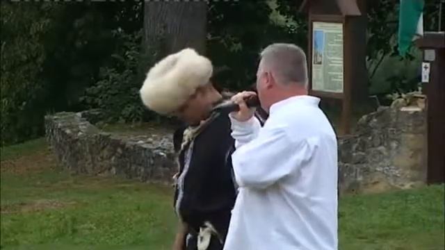 Szent István Nyomában - Szegény Magyarország смотреть онлайн